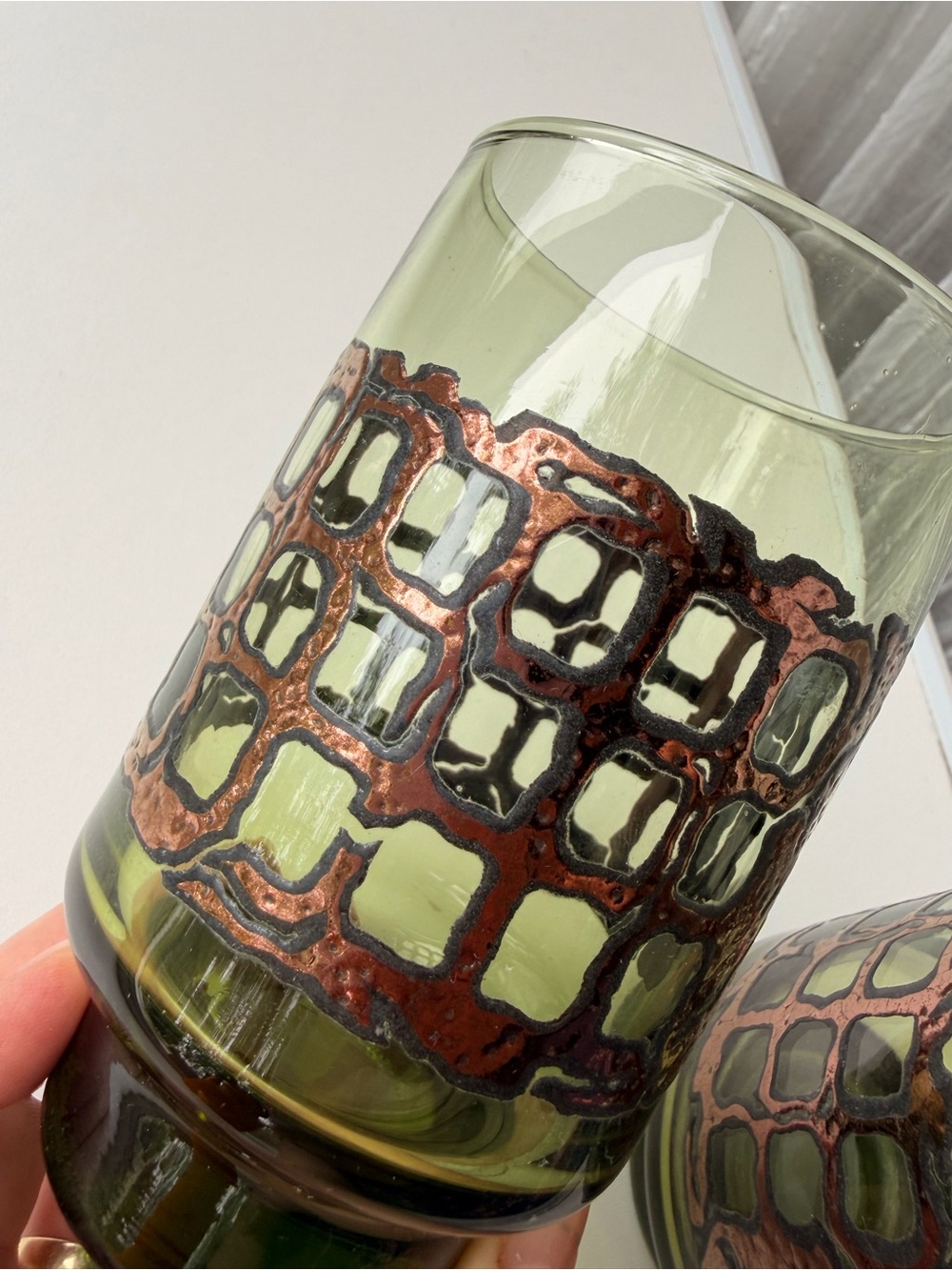 RARE VTG Libbey Signed 2 Green Glass Tumblers Copper Monogram MCM 1970s Barware - Picture 13 of 14